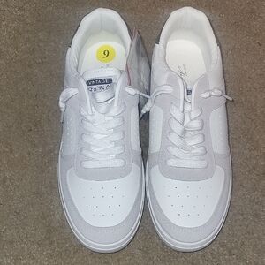 VINTAGE HAVANA, White and Gray Sneakers